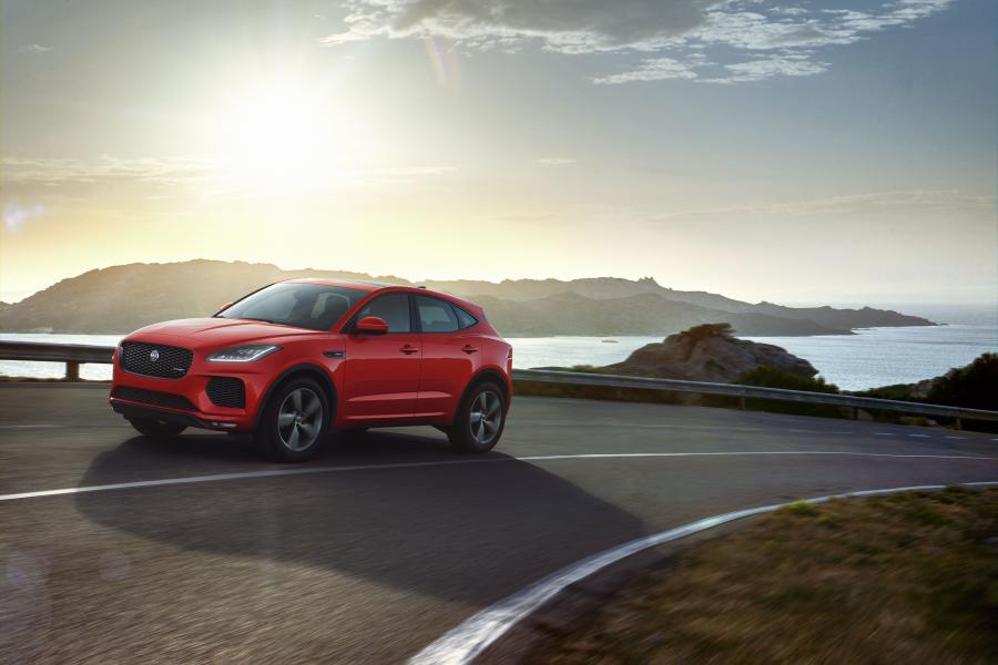  Jaguar E-Pace P250 AWD Chequered Flag 2019 года  (WW) (фото 3 из 7)